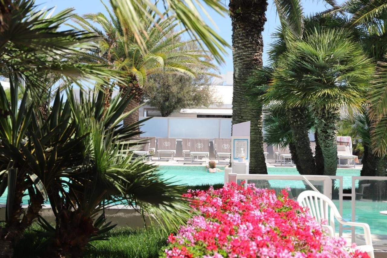 Hotel Metropol Σενιγκάλια Εξωτερικό φωτογραφία