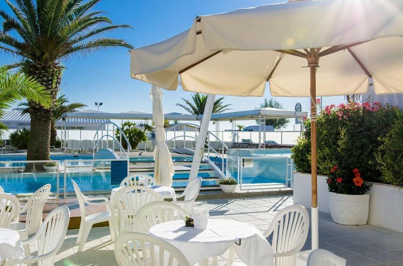 Hotel Metropol Σενιγκάλια Εξωτερικό φωτογραφία